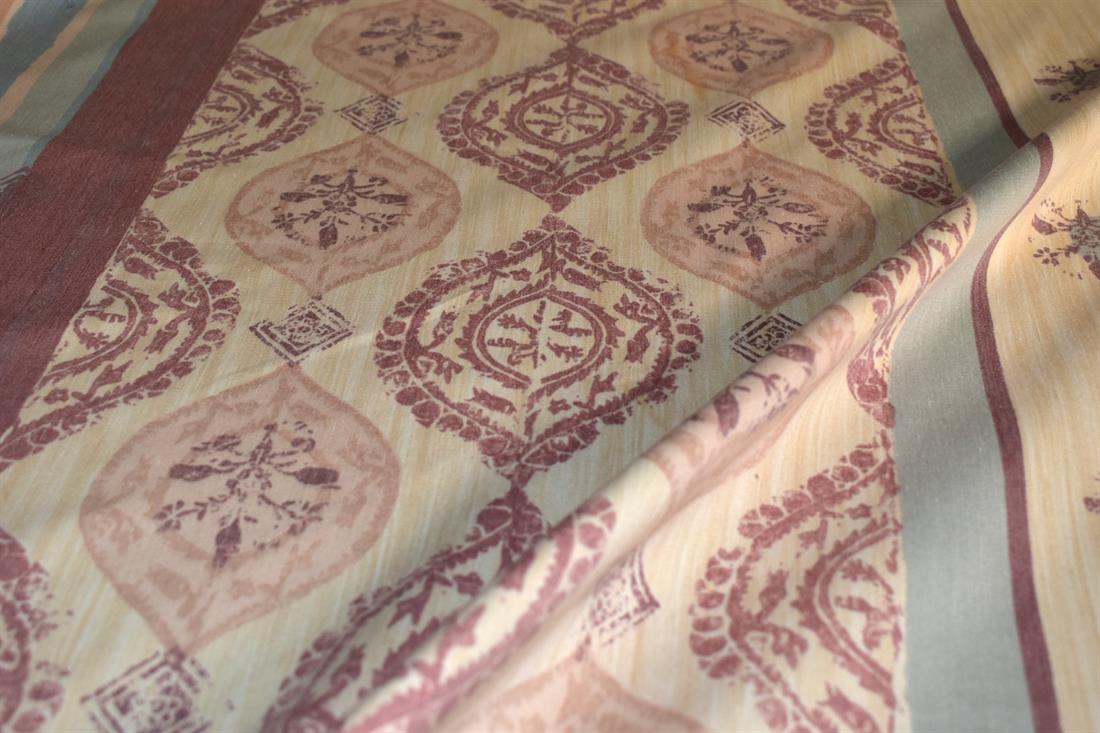 Plain Polyester  Fabric, High Quality 
Looks like more you can use this fabric for Furnishing Upholstery
Colours may slightly vary due to the lighting during the photo shooting or the monitor's display. 
Width: 58"/ 148cm