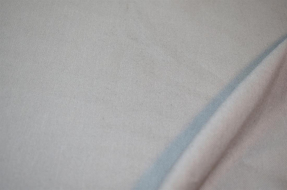 Plain Polyester  Fabric 
Perfect for Dressmaking, Tops, Skirts, Dancewear/ Costumes. 
Width: 59"/ 150cm
Colours may slightly vary due to the lighting during the photo shooting or the monitor's display.