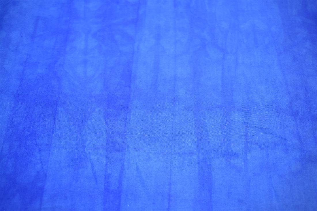 Polyester jersey Fabric Soft Stretch Knit Making Dress Fabric 
Perfect for Dressmaking, Tops, Skirts, Dancewear/ Costumes. 
Width: 59"/ 150cm
Colours may slightly vary due to the lighting during the photo shooting or the monitor's display.