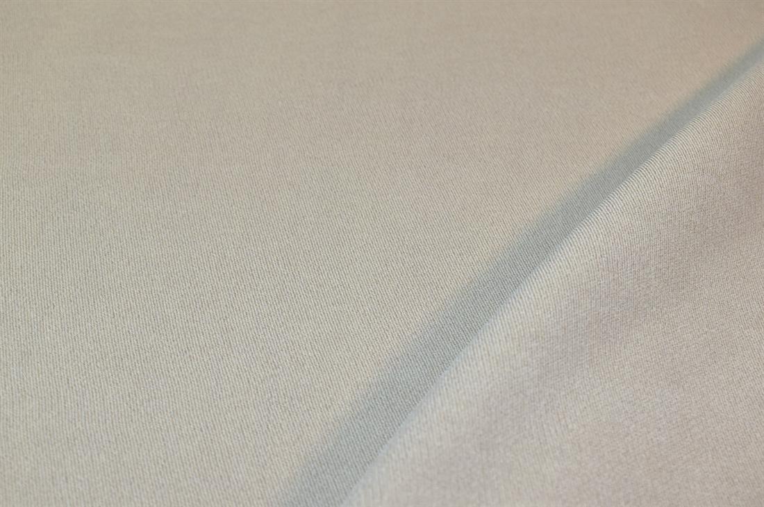 Plain Polyester  Fabric 
Perfect for Dressmaking, Tops, Skirts, Dancewear/ Costumes. 
Width: 59"/ 150cm
Colours may slightly vary due to the lighting during the photo shooting or the monitor's display.