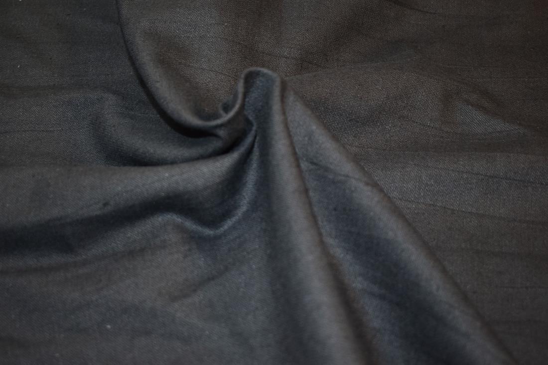 Plain Polyester  Fabric, 
Perfect for Dressmaking, Tops, Skirts, Dancewear/ Costumes.
Colours may slightly vary due to the lighting during the photo shooting or the monitor's display. 
Width: 58"/ 148cm