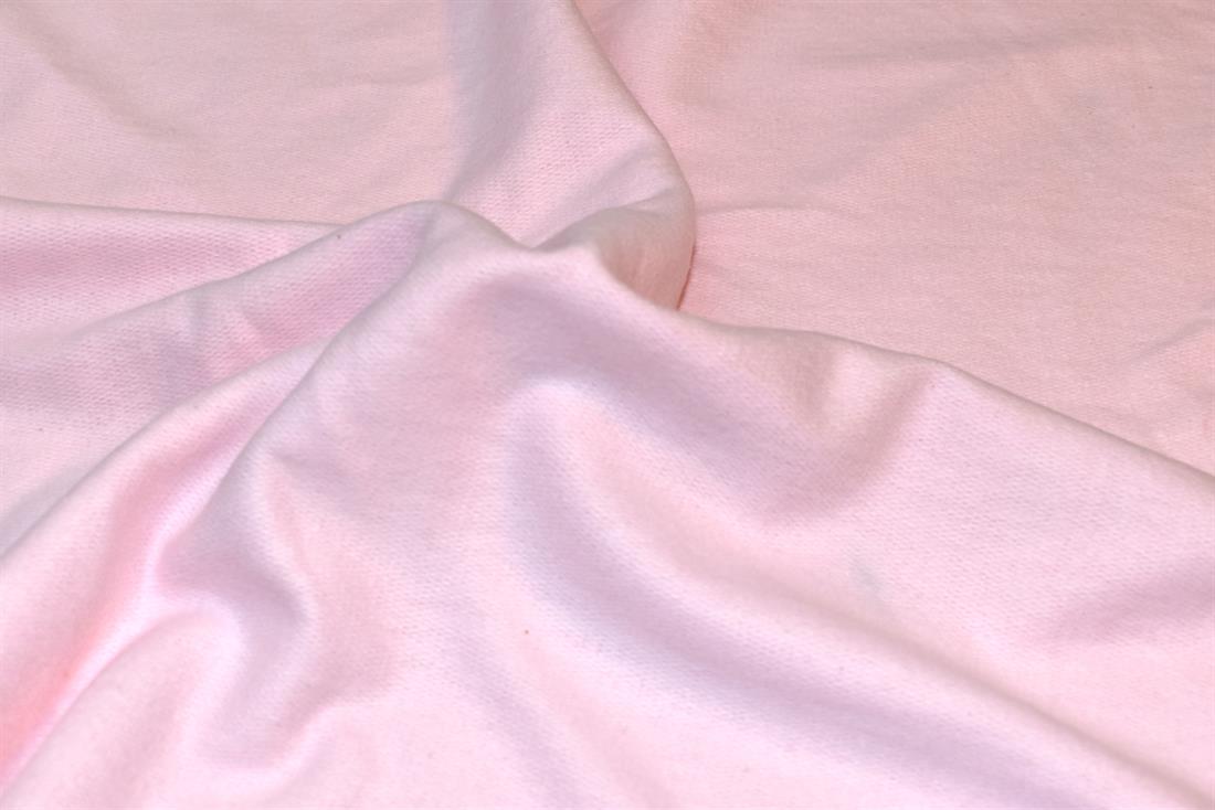 Plain Polyester Brushed Fabric (Soft  Fabric)  High Quality 
Perfect for Dressmaking, Tops, Skirts, Dancewear/ Costumes.
Colours may slightly vary due to the lighting during the photo shooting or the monitor's display. 
Width: 58"/ 148cm