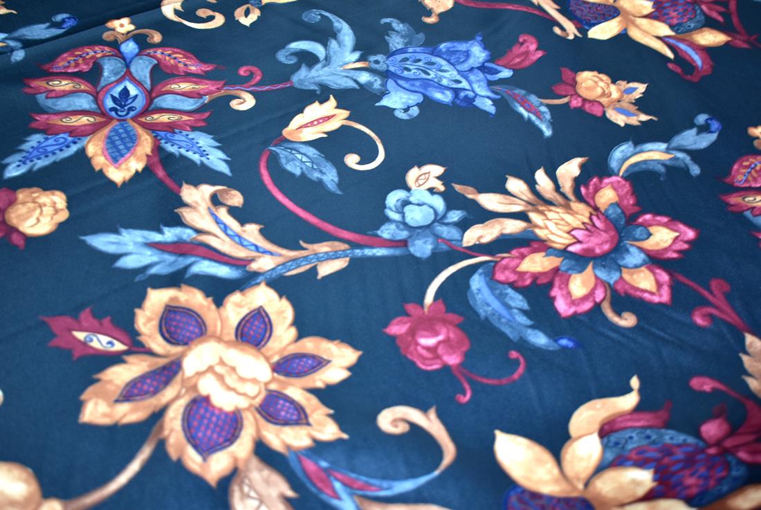 Printed  Upholstery Curtaing Fabric
Looks like more you can use this fabric for Furnishing Upholstery
Width: 58"/ 148cm
Colours may slightly vary due to the lighting during the photo shooting or the monitor's display.