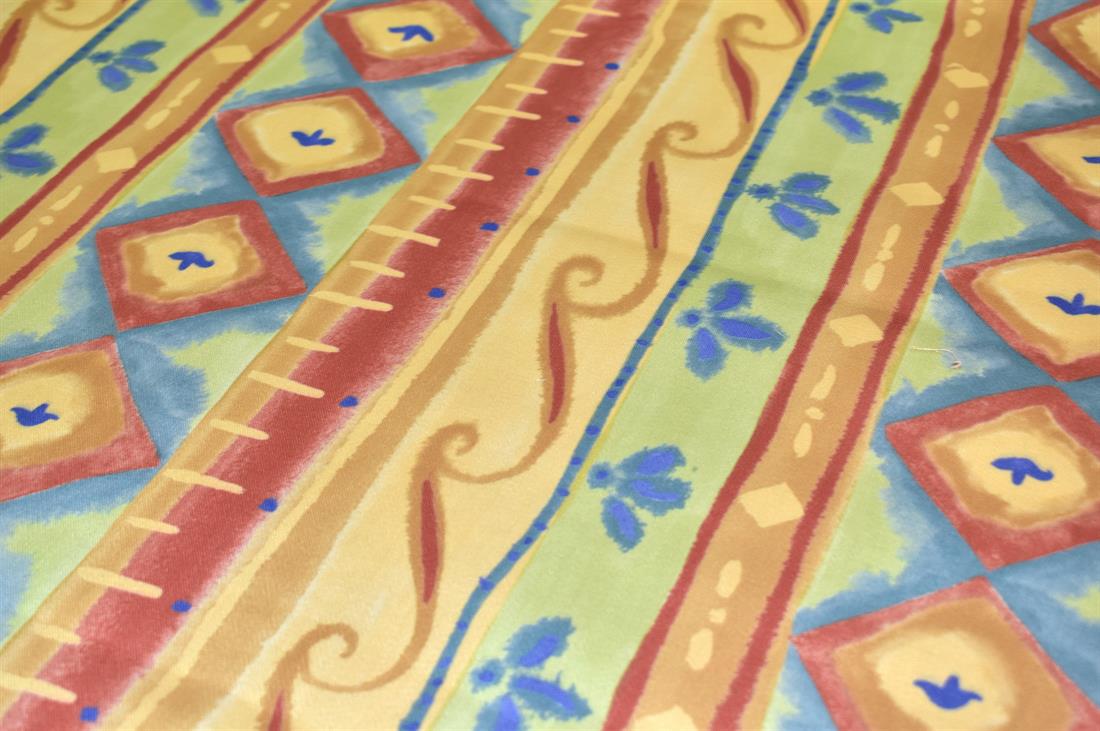 Printed  Upholstery Curtaing Fabric
Looks like more you can use this fabric for Furnishing Upholstery
Width: 58"/ 148cm
Colours may slightly vary due to the lighting during the photo shooting or the monitor's display.