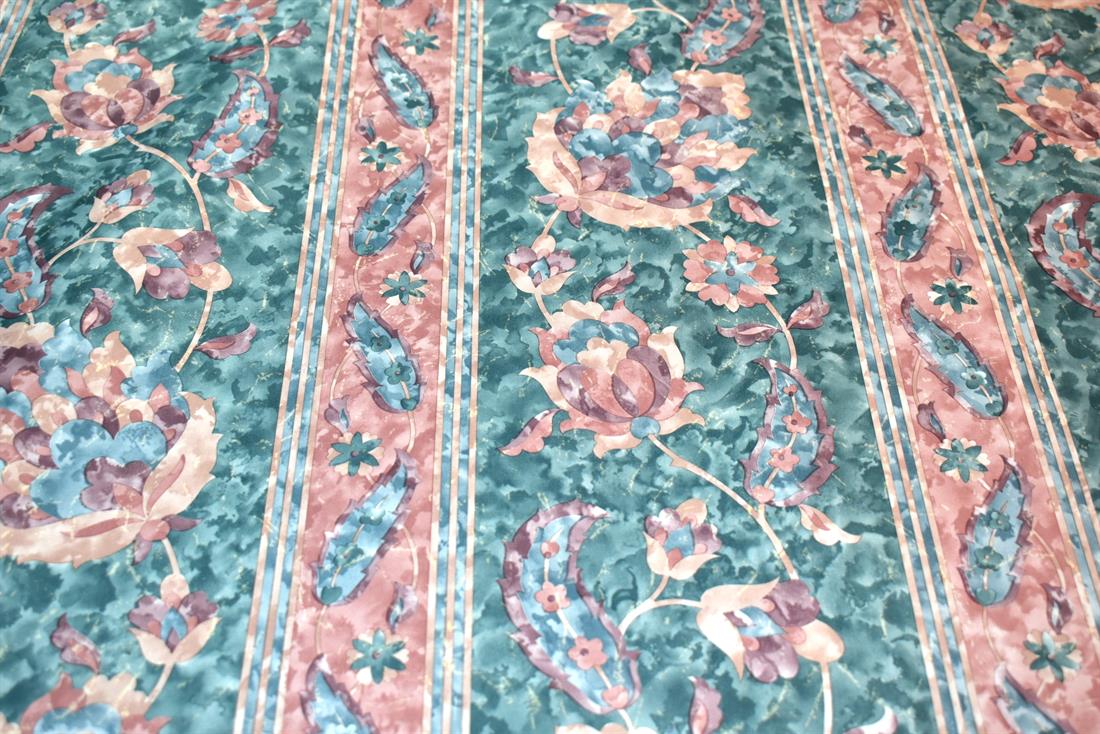 Printed  Upholstery Curtaing Fabric
Looks like more you can use this fabric for Furnishing Upholstery
Width: 58"/ 148cm
Colours may slightly vary due to the lighting during the photo shooting or the monitor's display.