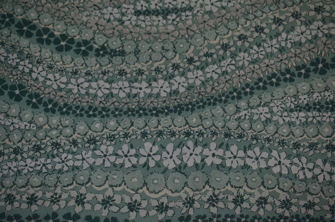Printed Chiffon Fabric
Perfect for Dressmaking, Tops, Skirts, Dancewear/ Costumes.
Width: 58"/ 145cm
Colours may slightly vary due to the lighting during the photo shooting or the monitor's display.