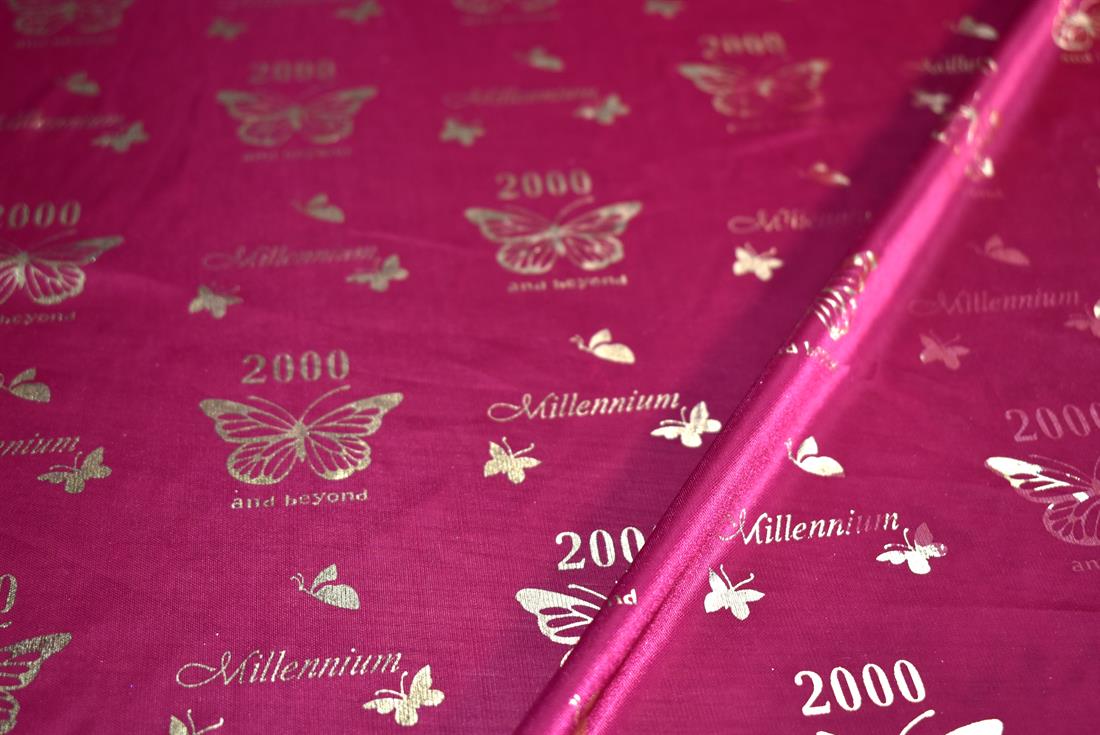 Polyester Mesh Fabric Soft Stretch Knit Making Dress Fabric 
Perfect for Dressmaking, Tops, Skirts, Dancewear/ Costumes.
Width: 58"/ 148cm
Colours may slightly vary due to the lighting during the photo shooting or the monitor's display.