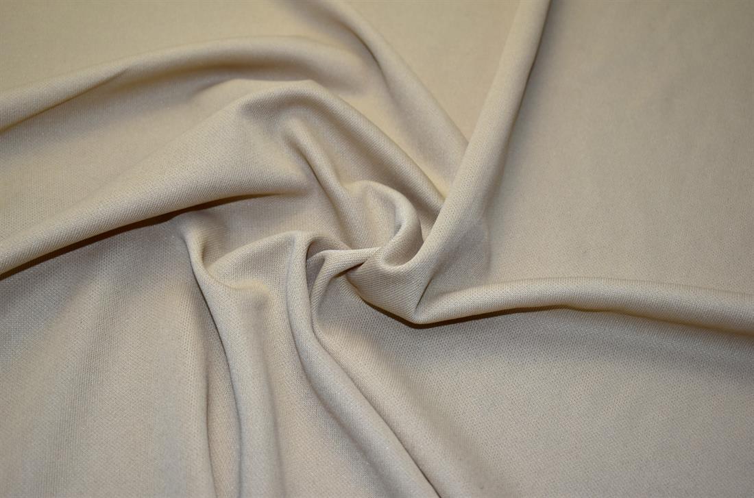 Plain Polyester Fabric, High Quality 
Perfect for Dressmaking, Tops, Skirts, Dancewear/ Costumes.
Width: 58"/ 148cm
Colours may slightly vary due to the lighting during the photo shooting or the monitor's display.