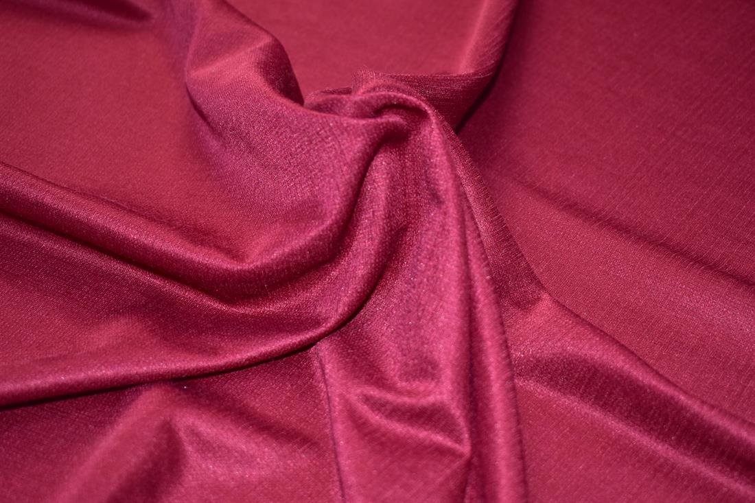 Plain Polyester  Fabric, 
Perfect for Dressmaking, Tops, Skirts, Dancewear/ Costumes.
Width: 58"/ 148cm
Colours may slightly vary due to the lighting during the photo shooting or the monitor's display.
