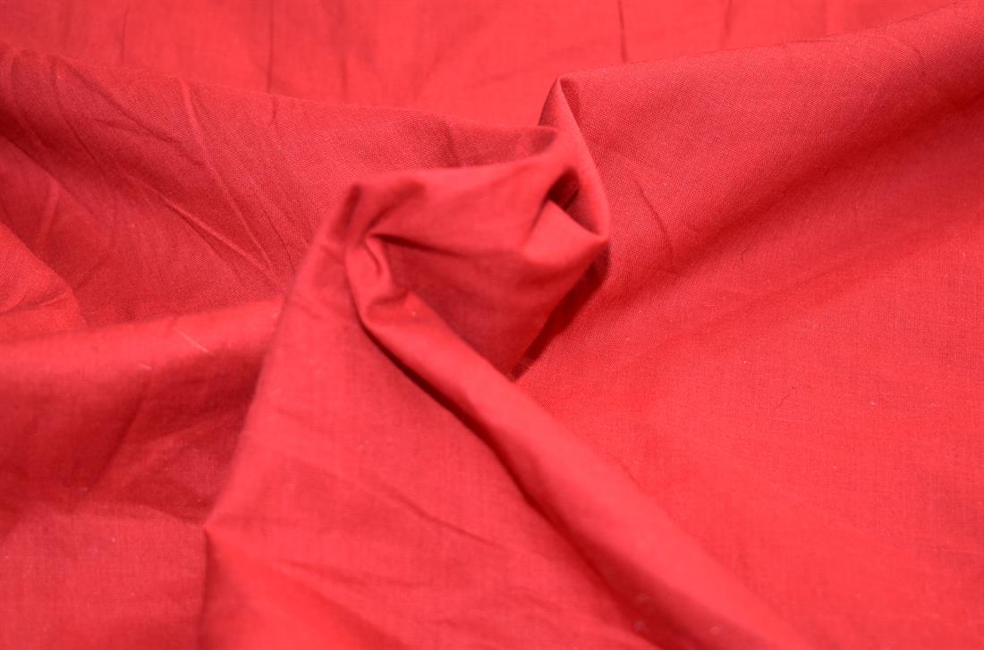 Plain Polyester Fabric, 
Perfect for Dressmaking, Tops, Skirts, Dancewear/ Costumes.
Width: 58"/ 148cm
Colours may slightly vary due to the lighting during the photo shooting or the monitor's display.