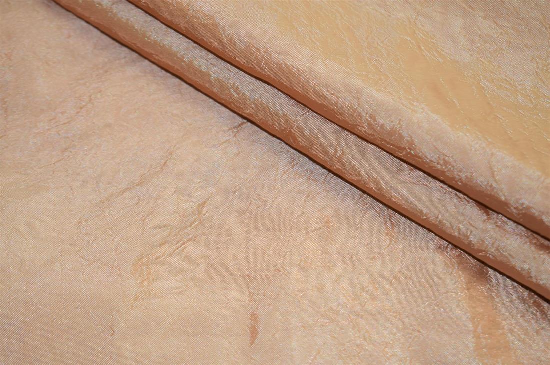 Plain Light Taffeta Fabric, 145cm Wide, High Quality;
Colours may slightly vary due to the lighting during the photo shooting or the monitor's display.