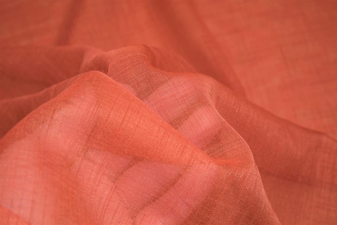 Rust Plain Net Fabric, 143cm Wide, High Quality;
Colours may slightly vary due to the lighting during the photo shooting or the monitor's display.