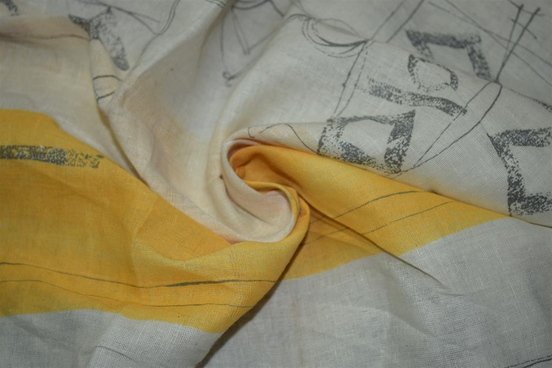Printed Polyester fabric 145cm Wide, High Quality; Colours may slightly vary due to the lighting during the photo shooting or the monitor's display.