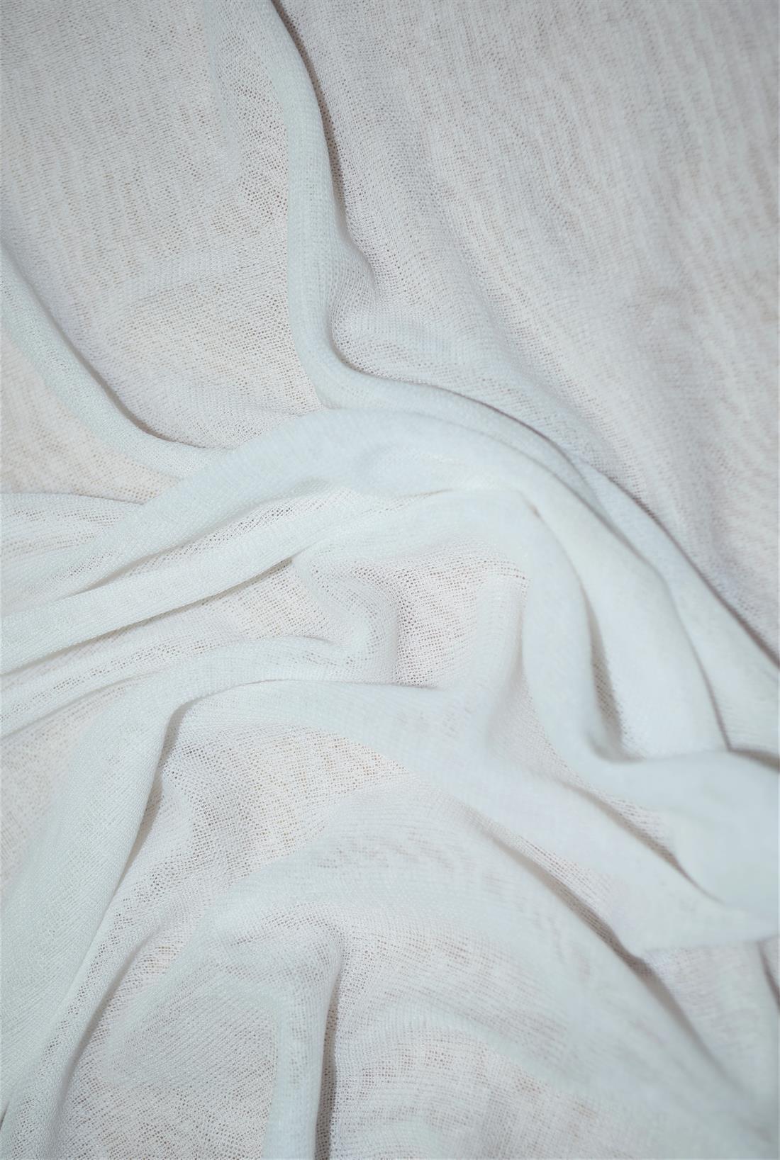 White chiffon fabric  , 145cm Wide, High Quality; Colours may slightly vary due to the lighting during the photo shooting or the monitor's display.
