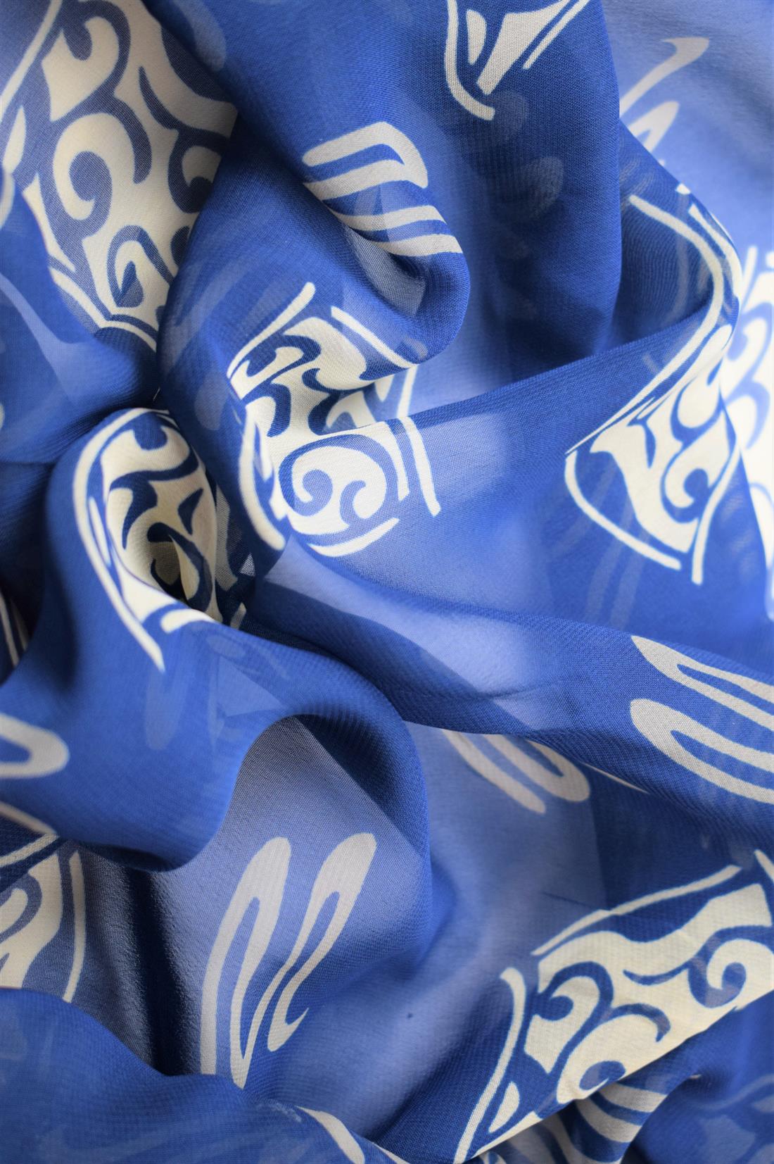 Embrodiery Chiffon Fabric, 112cm Wide, High Quality;
Colours may slightly vary due to the lighting during the photo shooting or the monitor's display.