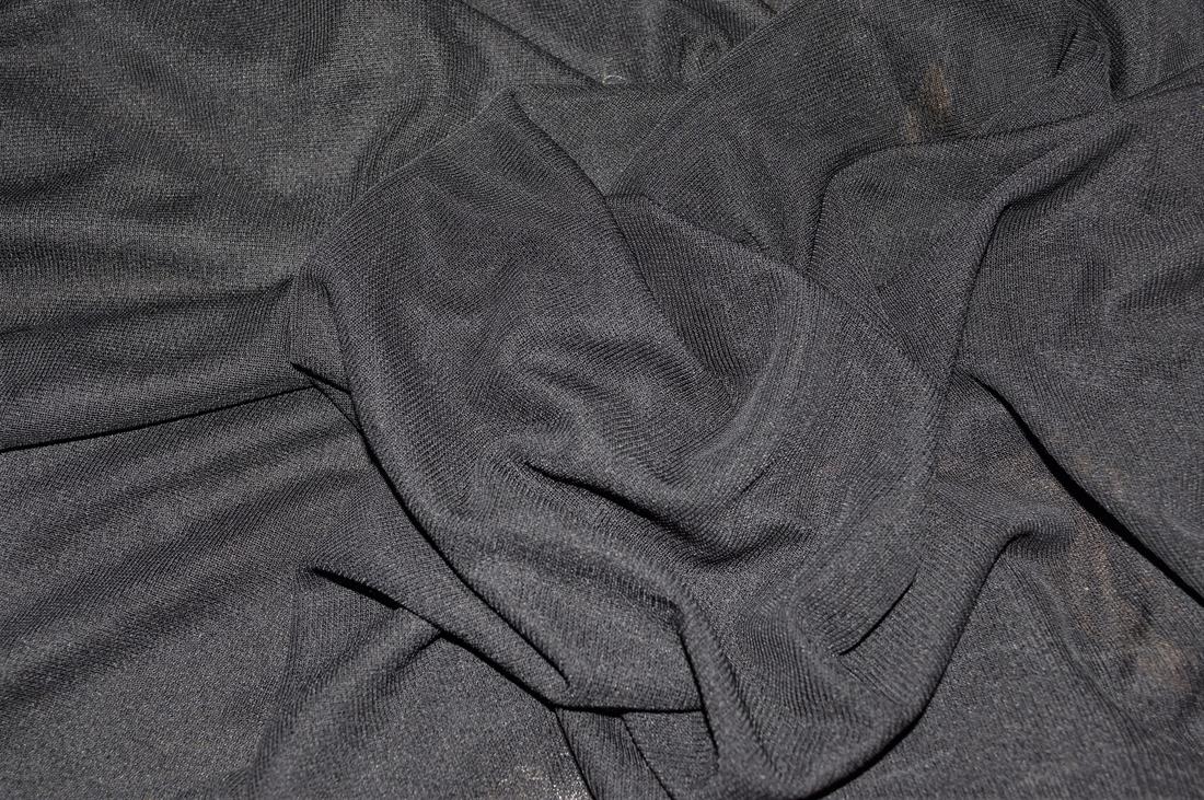 Plain Chiffon fabric 137 cm wide, High Quality; Colours may slightly vary due to the lighting during the photo shooting or the monitor's display.