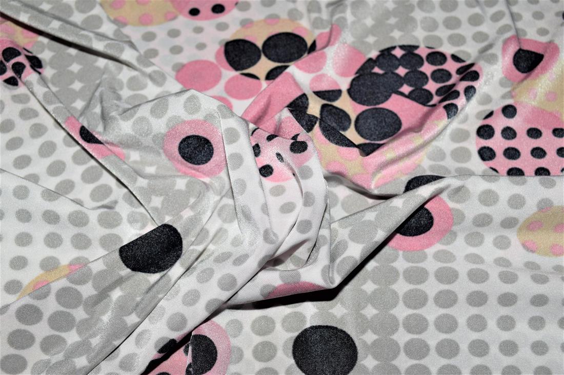 Printed Stretch  Jersey  fabric 137 cm wide, High Quality; Colours may slightly vary due to the lighting during the photo shooting or the monitor's display.