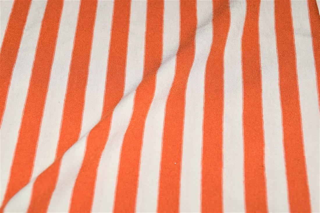 Strips Polyester Jersey 147 cm wide, High Quality; Colours may slightly vary due to the lighting during the photo shooting or the monitor's display.