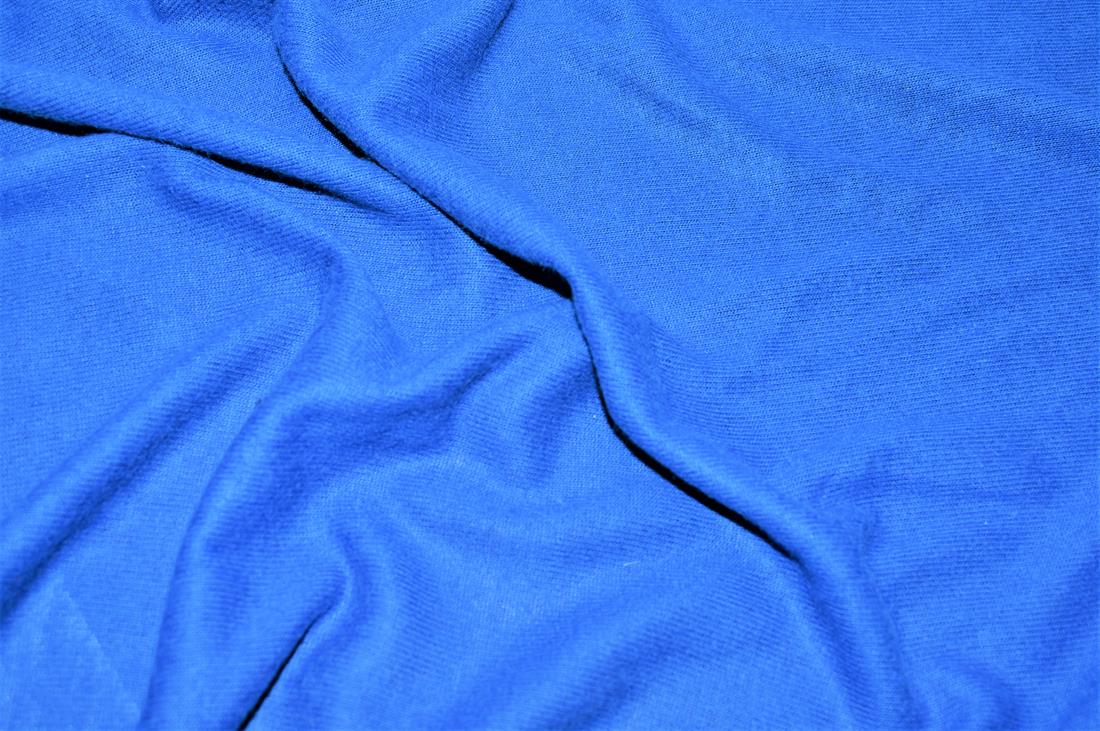 Plain Polyester Strips Jersey Fabric Soft Stretch Knit Making Dress Fabric, High Quality 
Perfect for Dressmaking, Tops, Skirts, Dancewear/ Costumes 
Colours may slightly vary due to the lighting during the photo shooting or the monitor's display. 
Width: 120cm