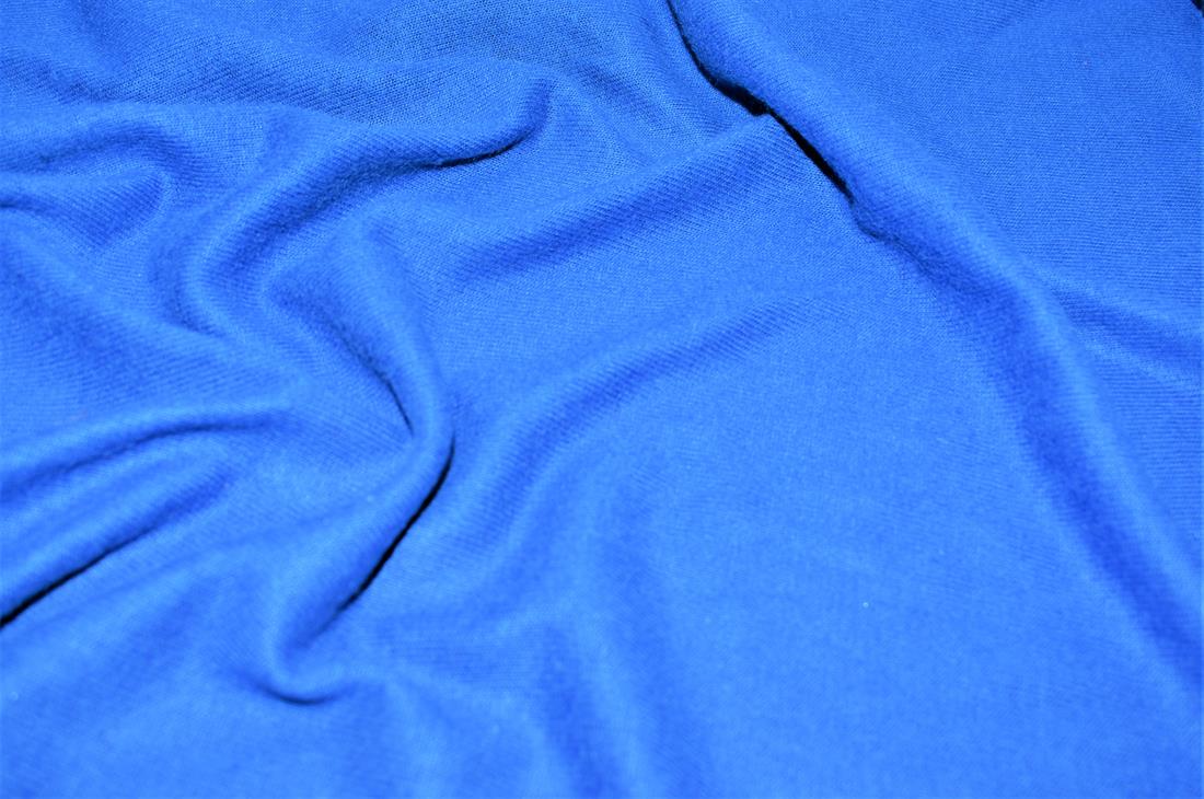 Plain Polyester Strips Jersey Fabric Soft Stretch Knit Making Dress Fabric, High Quality 
Perfect for Dressmaking, Tops, Skirts, Dancewear/ Costumes 
Colours may slightly vary due to the lighting during the photo shooting or the monitor's display. 
Width: 120cm