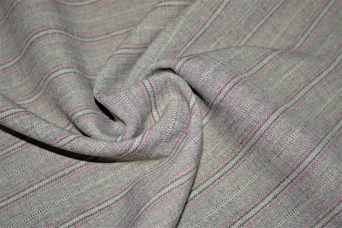 Suiting fabric, 145cm wide, High Quality, Colours may slightly vary due to the lighting during the photo shooting or the monitor's display.