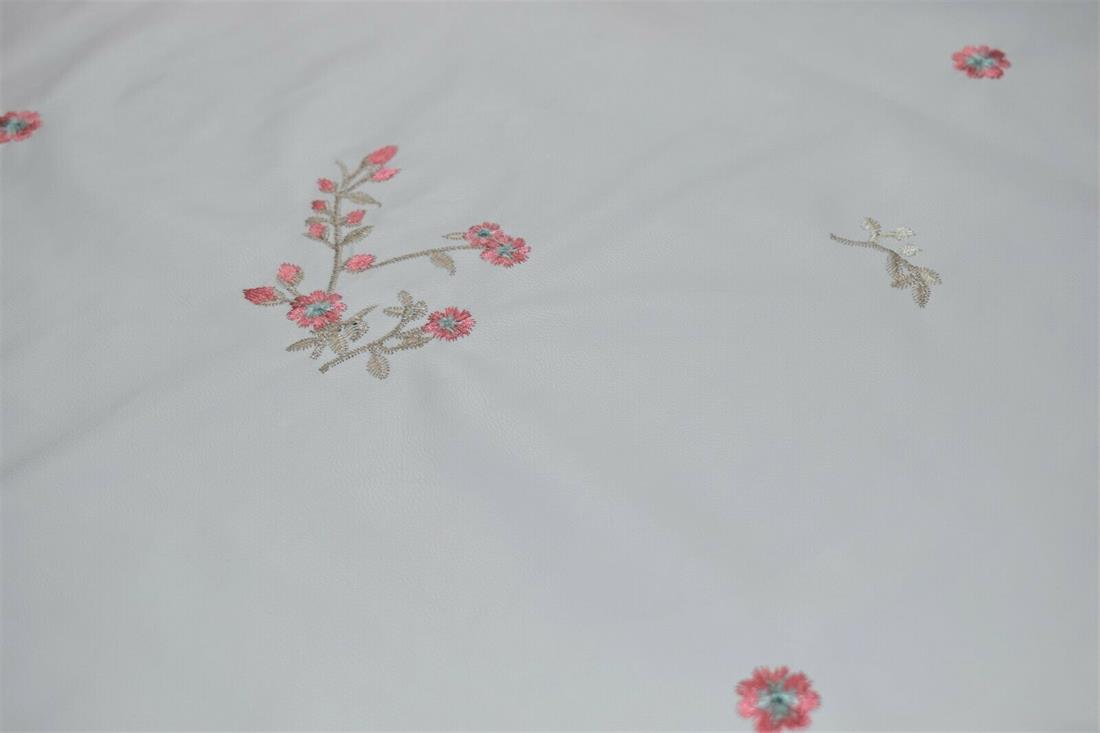 Embrodiery Flower Print - image 3