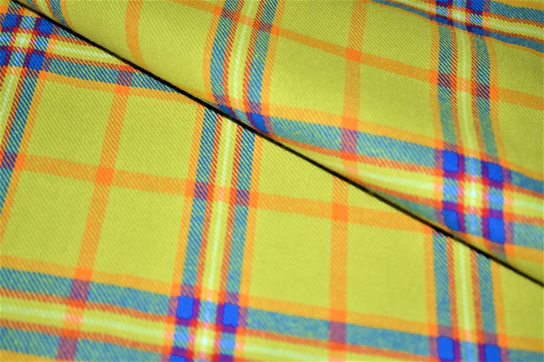 Premium Yarn Dyed/Brush 100% Cotton Fabric Tartan Check Print desing ,High Quality 148 cm Colours may slightly vary due to the lighting during the photo shooting or the monitor's display.