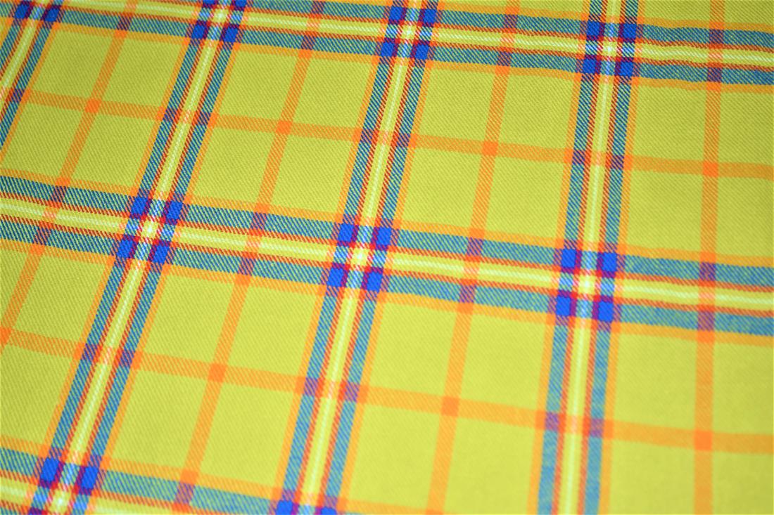Premium Yarn Dyed/Brush 100% Cotton Fabric Tartan Check Print desing ,High Quality 148 cm Colours may slightly vary due to the lighting during the photo shooting or the monitor's display.