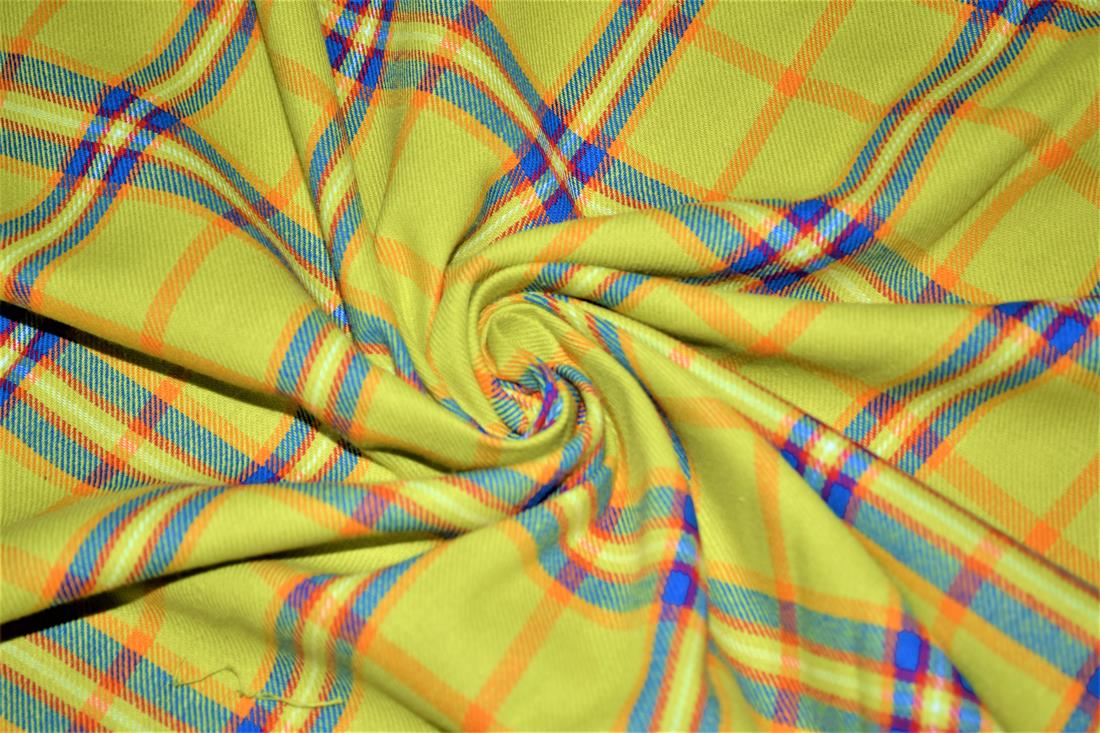 Premium Yarn Dyed/Brush 100% Cotton Fabric Tartan Check Print desing ,High Quality 148 cm Colours may slightly vary due to the lighting during the photo shooting or the monitor's display.
