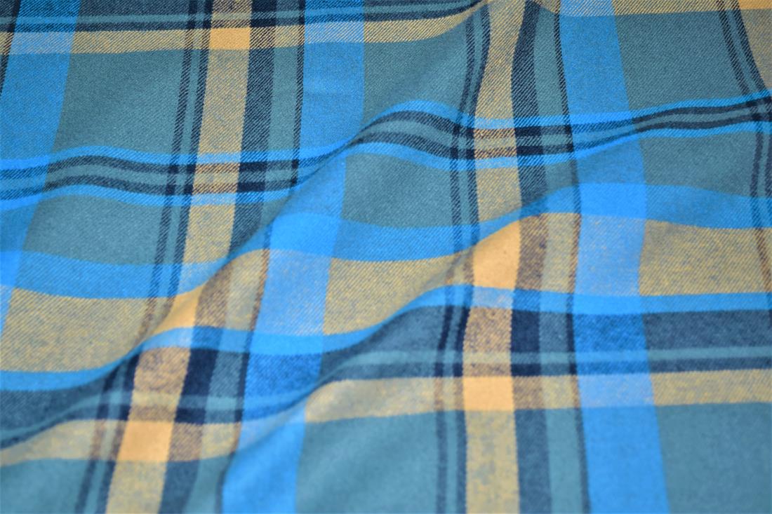 Premium Yarn Dyed/Brush 100% Cotton Fabric Tartan Check Print desing ,High Quality 148 cm Colours may slightly vary due to the lighting during the photo shooting or the monitor's display.