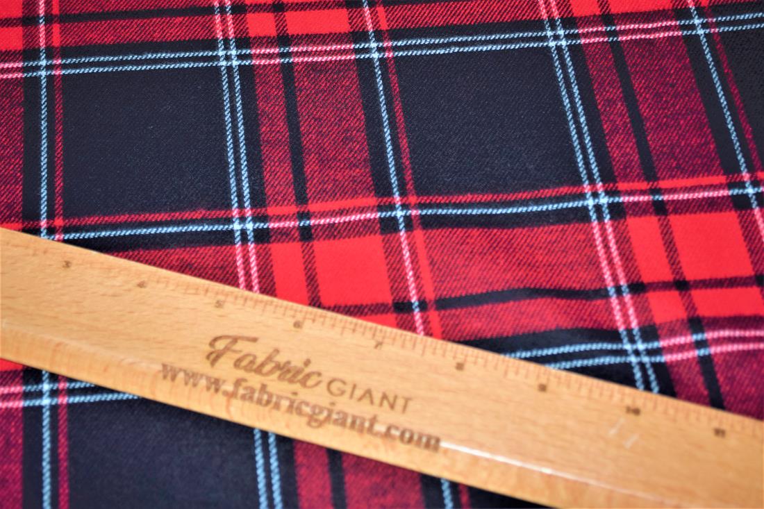 Premium Yarn Dyed/Brush 100% Cotton Fabric Tartan Check Print desing ,High Quality 148 cm Colours may slightly vary due to the lighting during the photo shooting or the monitor's display.